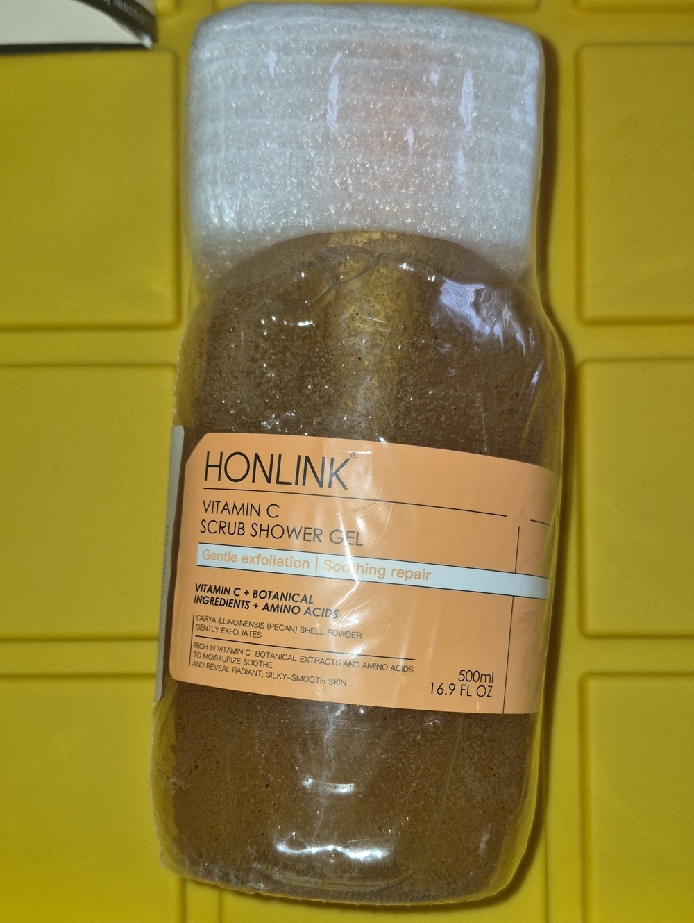 Vitamin C Scrub Shower Gel Nwt